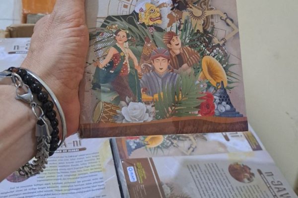 Mengapa Buku Ini Penting?
“Tidak ada modernitas tanpa tradisi kelokalan.” — I Gede Ardika